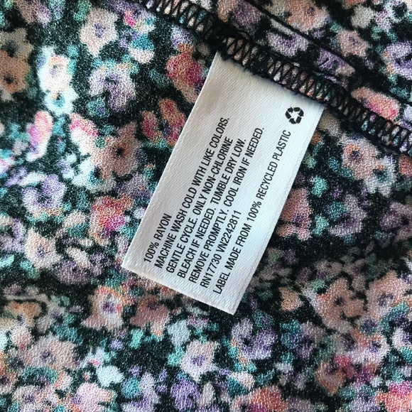 ⛔️Wild Fable Multi Floral Sleeveless Dress - Picture 5 of 7